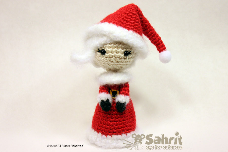 Mrs. Santa Claus Amigurumi Pattern By Sahrit