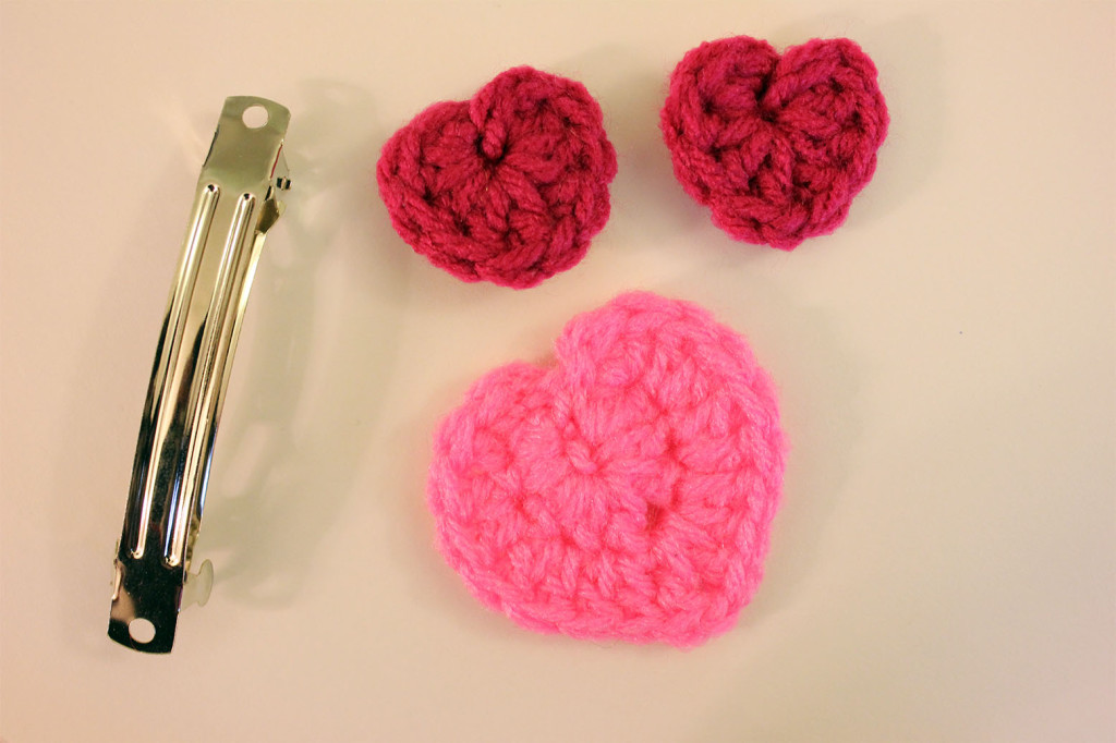 Hearts Brooch Free Pattern by Sahrit