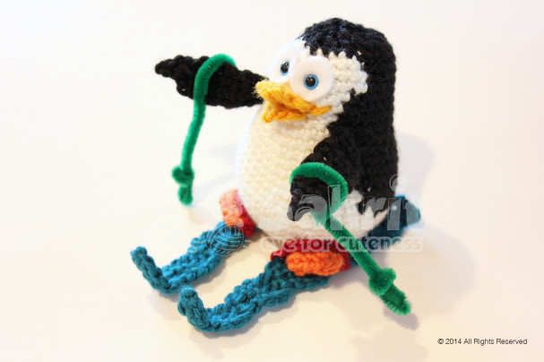 Penguin4 on Skis Pattern by Sahrit