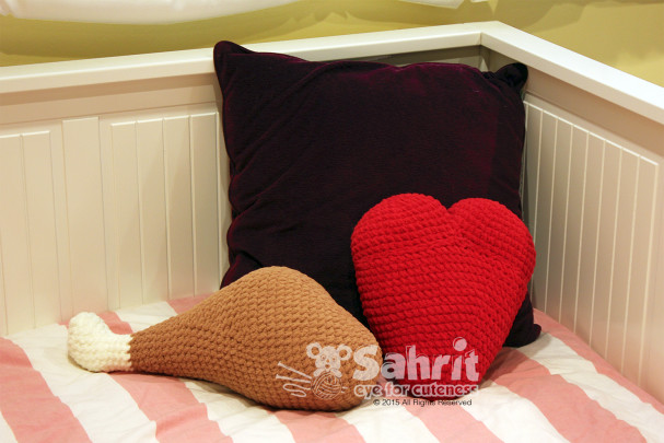 Turkey and Heart Pillows Pattern by Sahrit