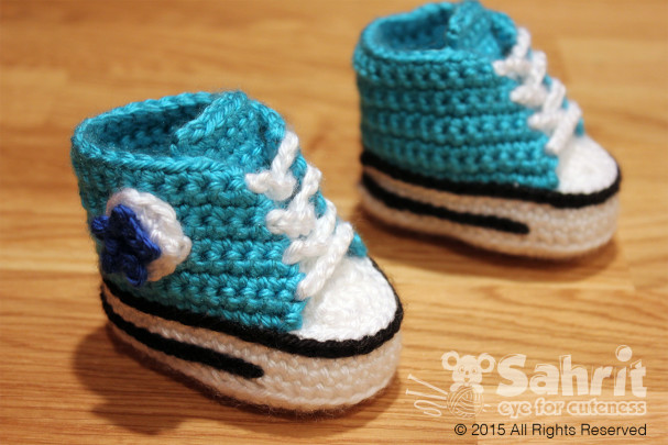 Converse Baby Shoe Pattern by Sahrit