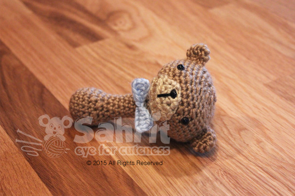 Bow Tie Teddy Rattle Pattern by Sahrit