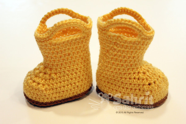 Rain Booties Pattern by Sahrit