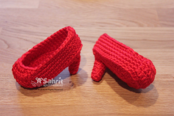 Red High heels Pattern by Sahrit