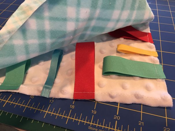 Taggie Blanket Tutorial by Sahrit